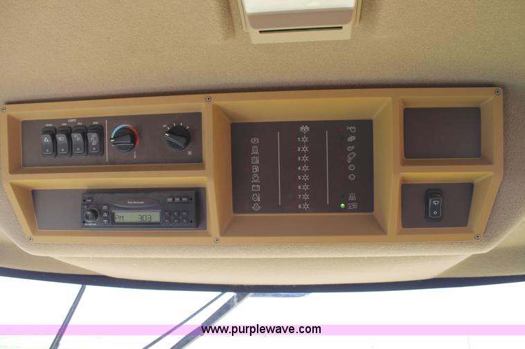 image for item L4415 2006 John Deere 7460 cotton stripper