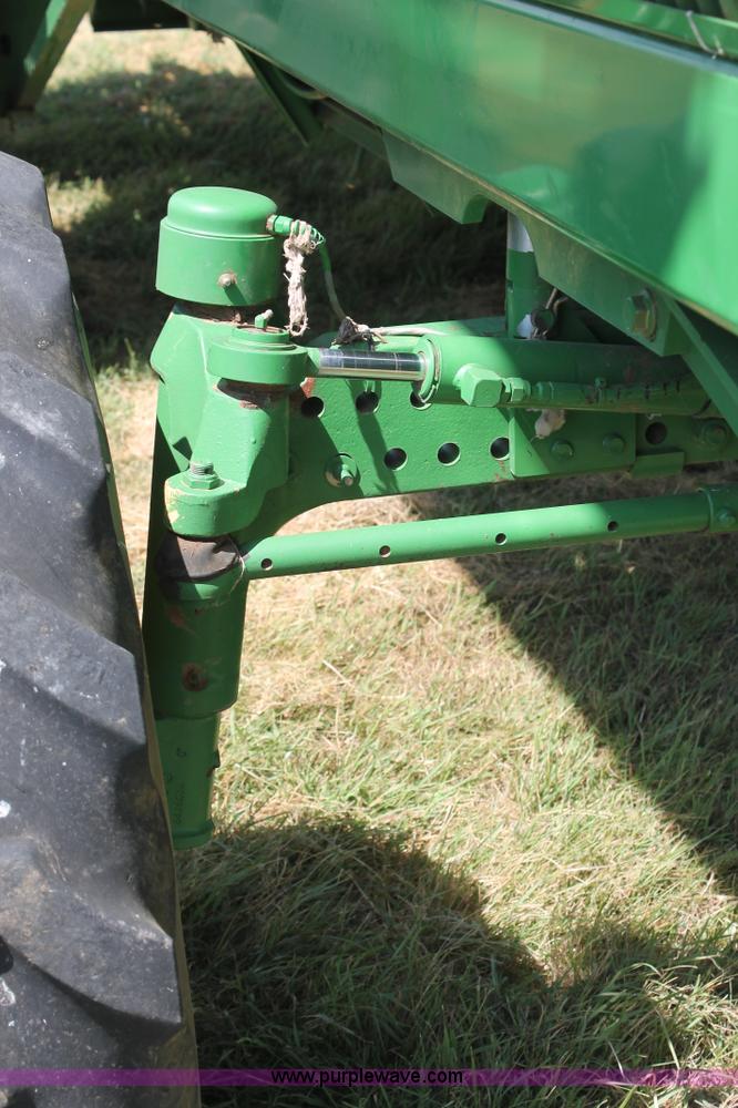 image for item L4416 2006 John Deere 7460 cotton stripper