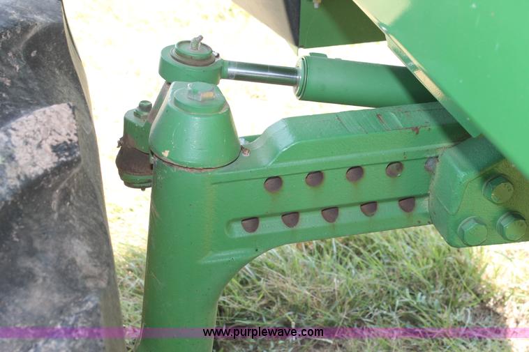 image for item L4416 2006 John Deere 7460 cotton stripper