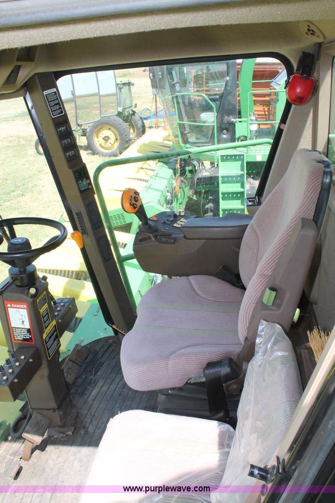 image for item L4416 2006 John Deere 7460 cotton stripper