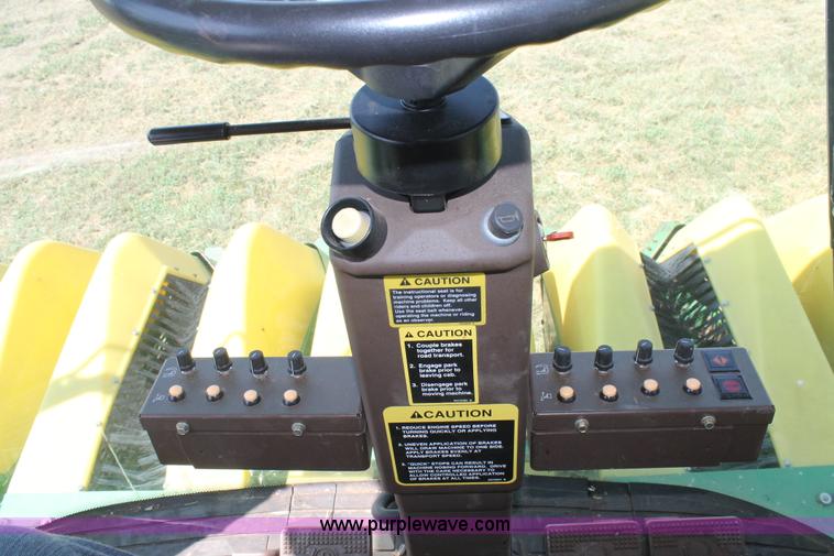 image for item L4416 2006 John Deere 7460 cotton stripper