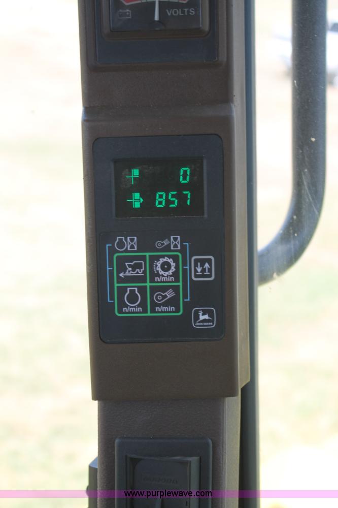 image for item L4416 2006 John Deere 7460 cotton stripper