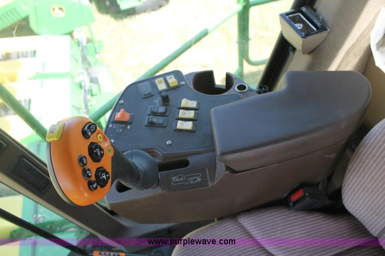 image for item L4416 2006 John Deere 7460 cotton stripper