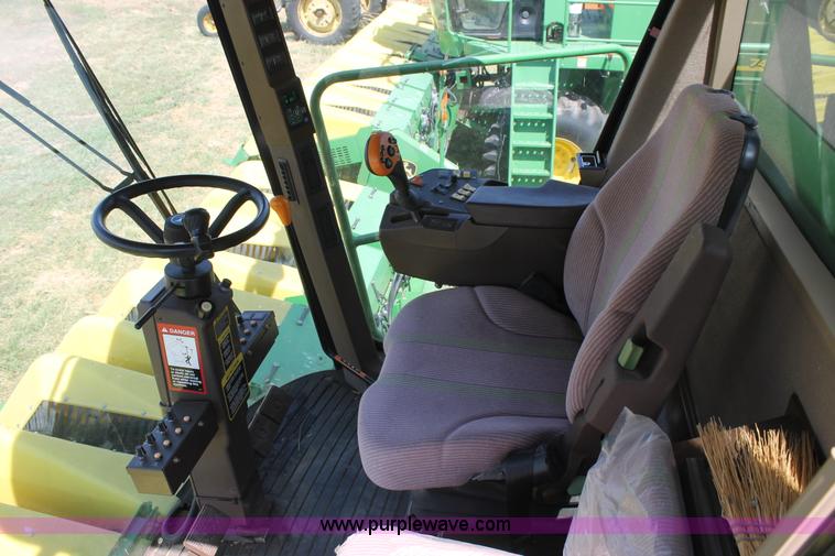 image for item L4416 2006 John Deere 7460 cotton stripper