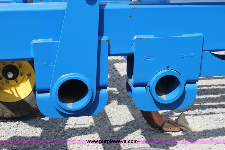 image for item L4419 Landoll Weatherproofer III 2310 disk ripper