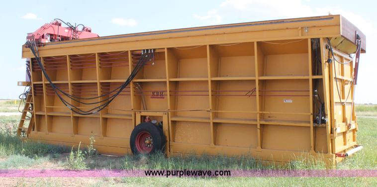 image for item L4420 KBH cotton module builder