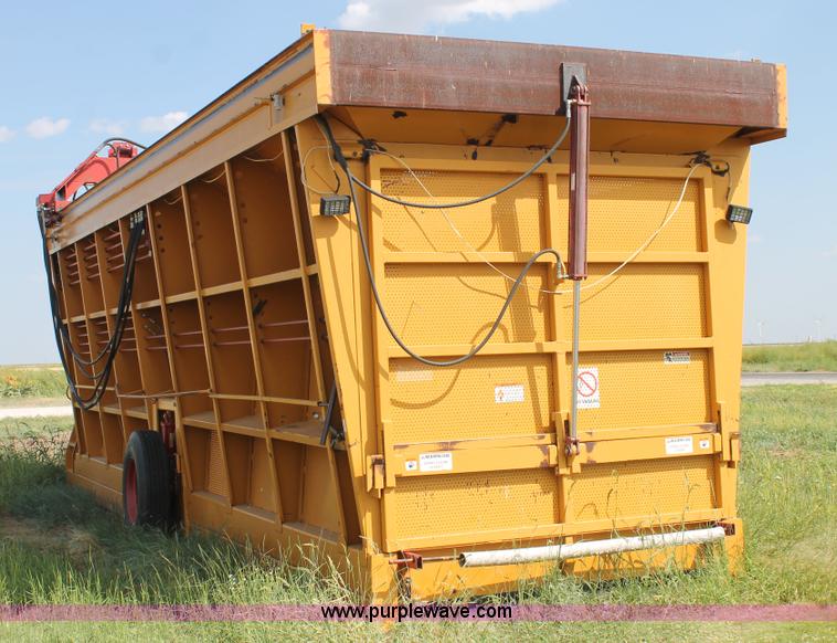 image for item L4420 KBH cotton module builder