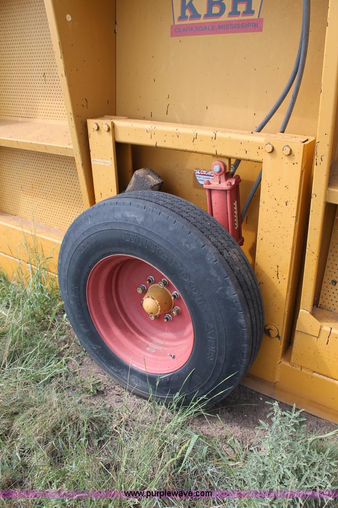 image for item L4420 KBH cotton module builder