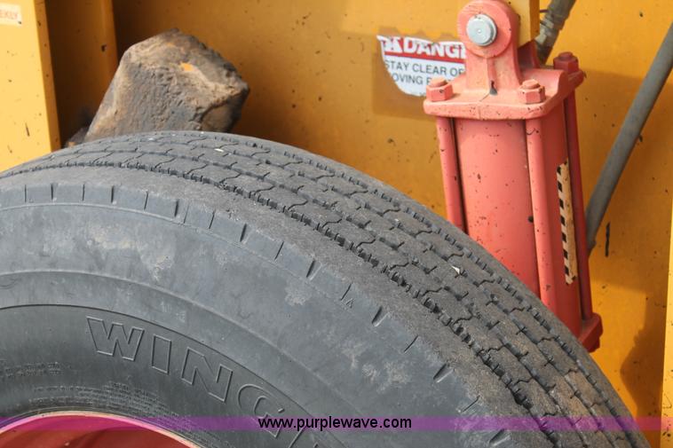 image for item L4420 KBH cotton module builder