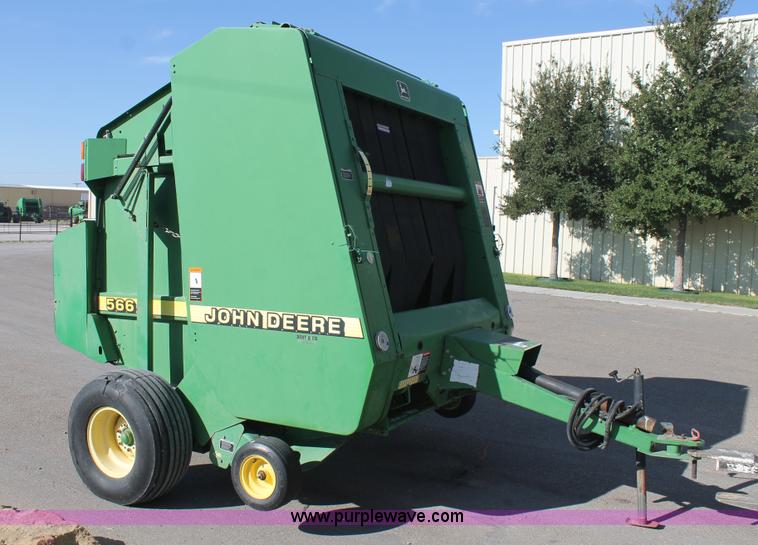 image for item L4426 1999 John Deere 566 round baler