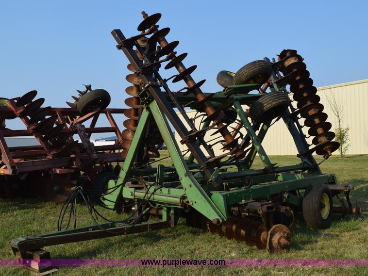 image for item L5815 John Deere 331 disk