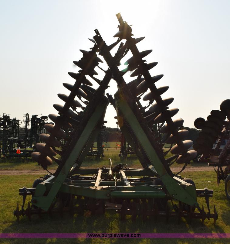 image for item L5815 John Deere 331 disk