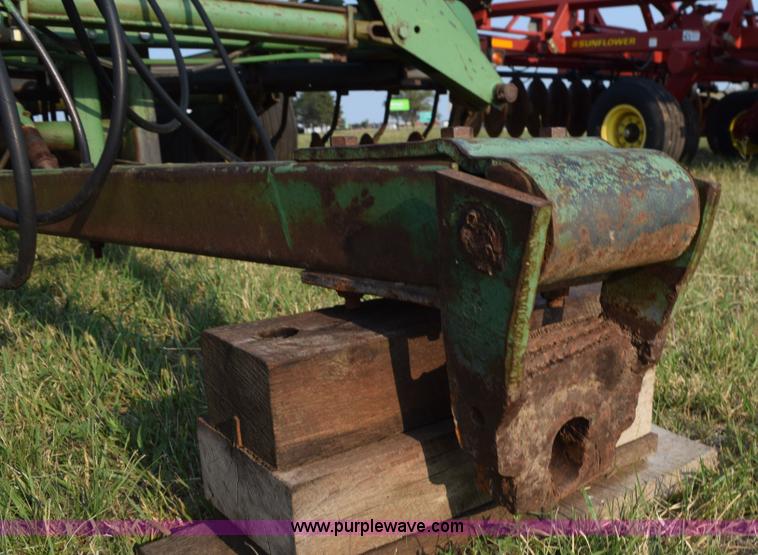 image for item L5815 John Deere 331 disk