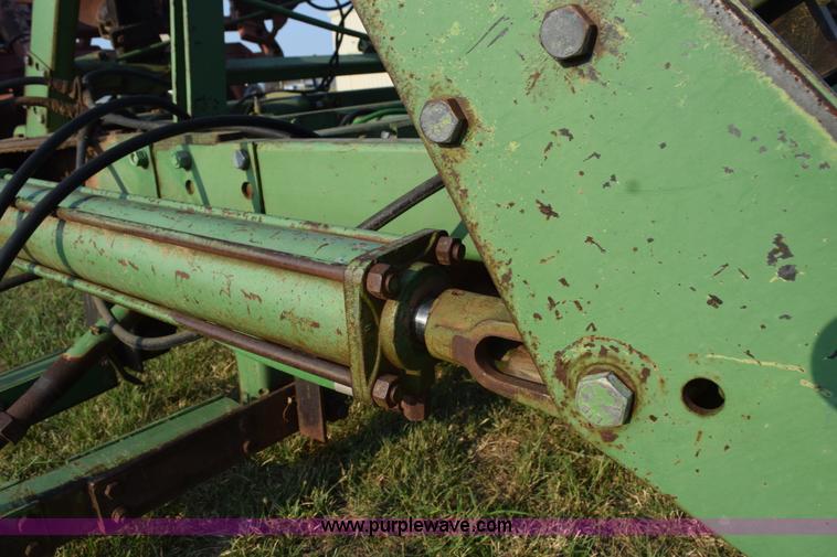 image for item L5815 John Deere 331 disk