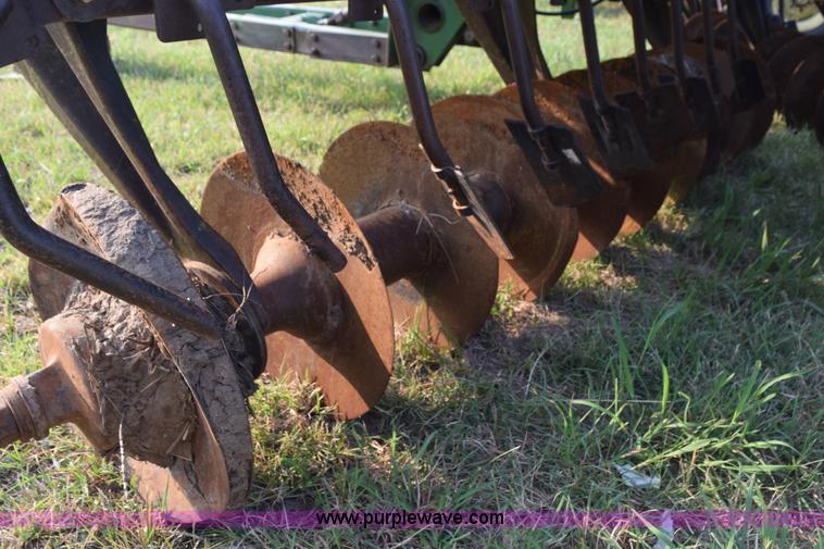 image for item L5815 John Deere 331 disk