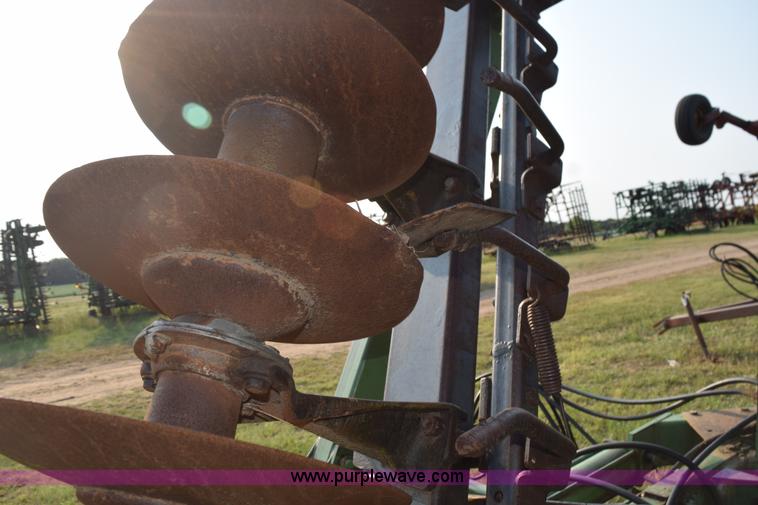 image for item L5815 John Deere 331 disk