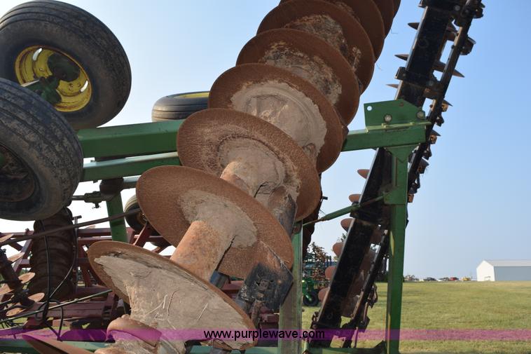 image for item L5815 John Deere 331 disk