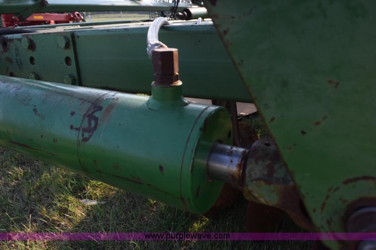 image for item L5815 John Deere 331 disk