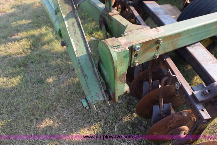 image for item L5815 John Deere 331 disk