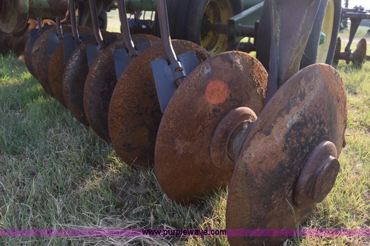 image for item L5815 John Deere 331 disk