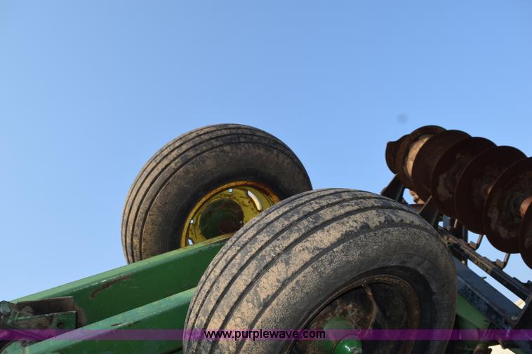 image for item L5815 John Deere 331 disk