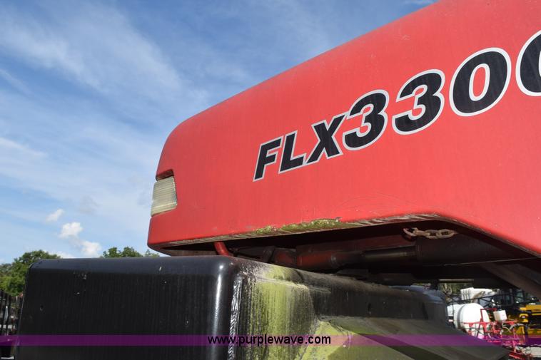 image for item L5847 2002 Case IH Titan FLX3300B self-propelled dry spreader applicator