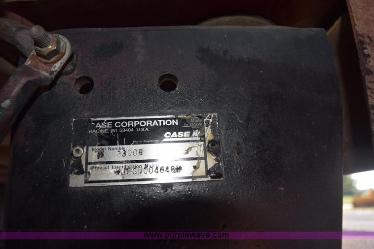 image for item L5847 2002 Case IH Titan FLX3300B self-propelled dry spreader applicator