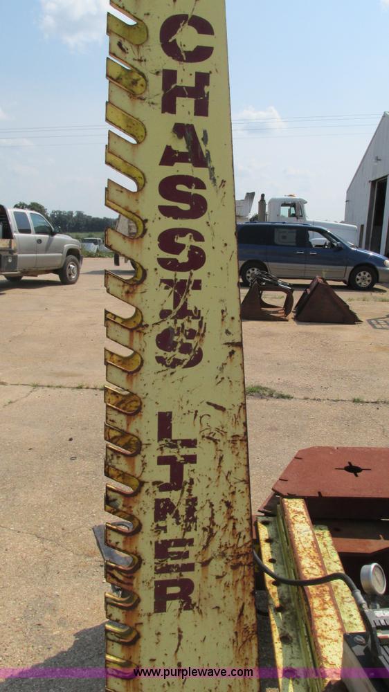 image for item AY9759 Chassis Linen Profit Puller frame machine