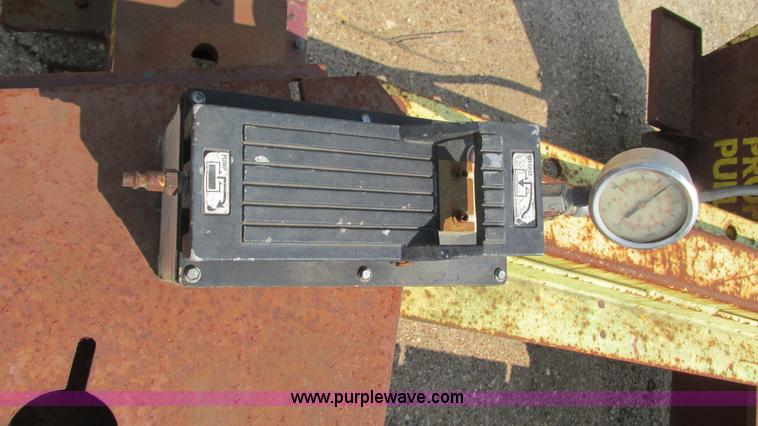 image for item AY9759 Chassis Linen Profit Puller frame machine