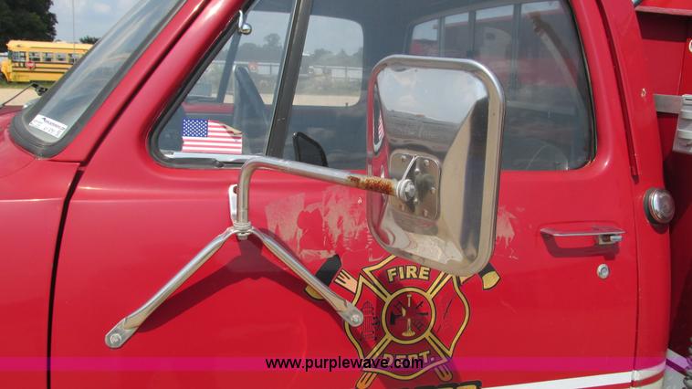 image for item AY9761 1976 Dodge Custom 200 Power Wagon fire truck