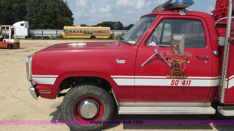 image for item AY9761 1976 Dodge Custom 200 Power Wagon fire truck