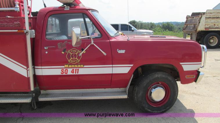 image for item AY9761 1976 Dodge Custom 200 Power Wagon fire truck