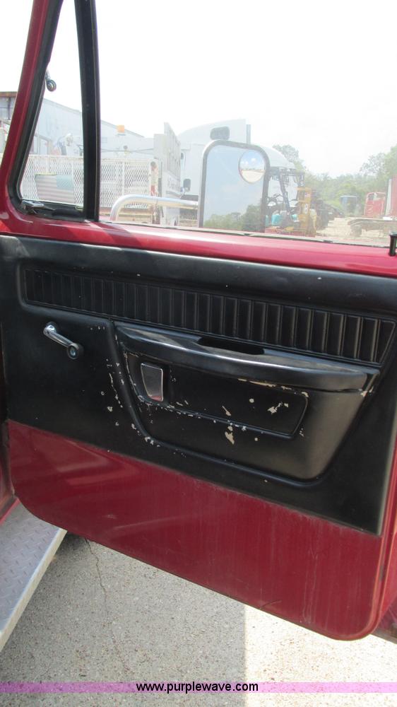 image for item AY9761 1976 Dodge Custom 200 Power Wagon fire truck