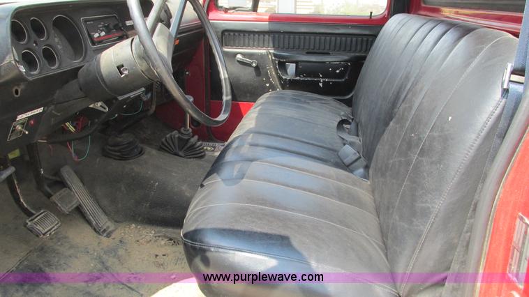 image for item AY9761 1976 Dodge Custom 200 Power Wagon fire truck