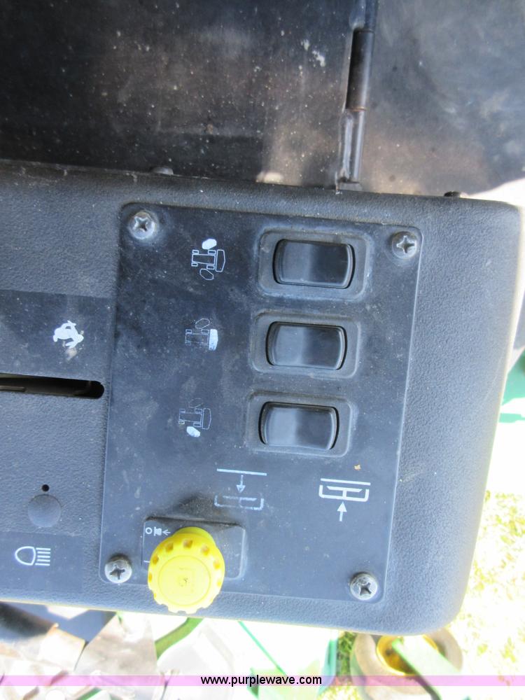 image for item AZ9057 2009 John Deere 1600 Series II wide area mower