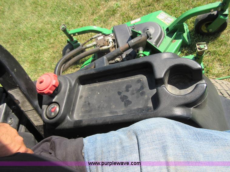image for item AZ9057 2009 John Deere 1600 Series II wide area mower