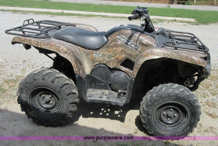 image for item AZ9117 2010 Yamaha Grizzley ATV