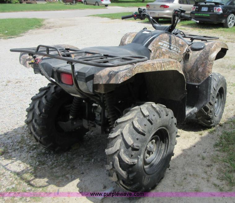 image for item AZ9117 2010 Yamaha Grizzley ATV