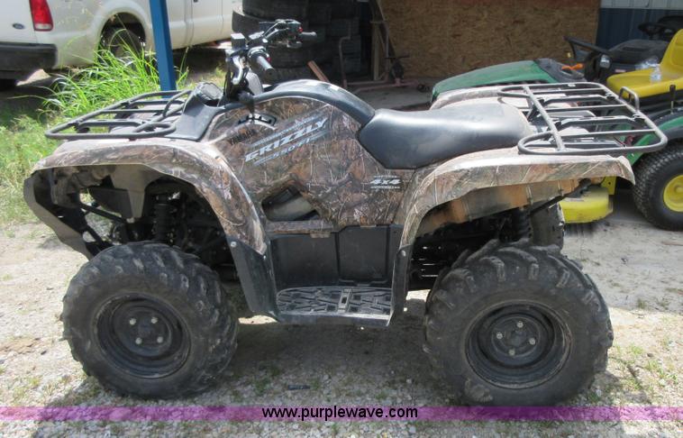 image for item AZ9117 2010 Yamaha Grizzley ATV