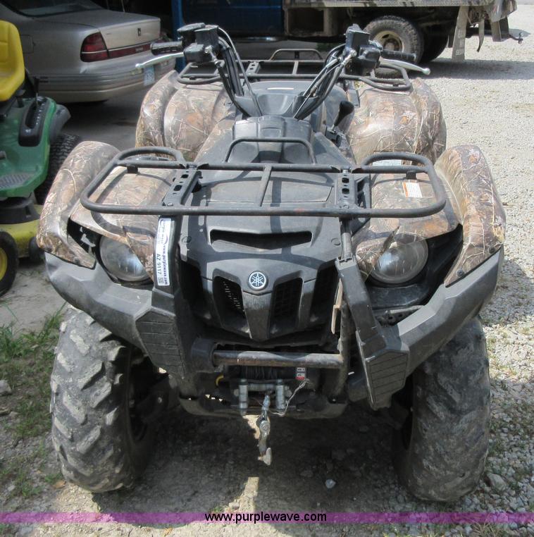 image for item AZ9117 2010 Yamaha Grizzley ATV