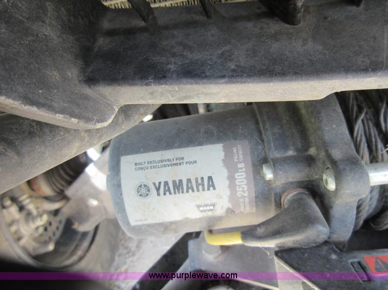 image for item AZ9117 2010 Yamaha Grizzley ATV