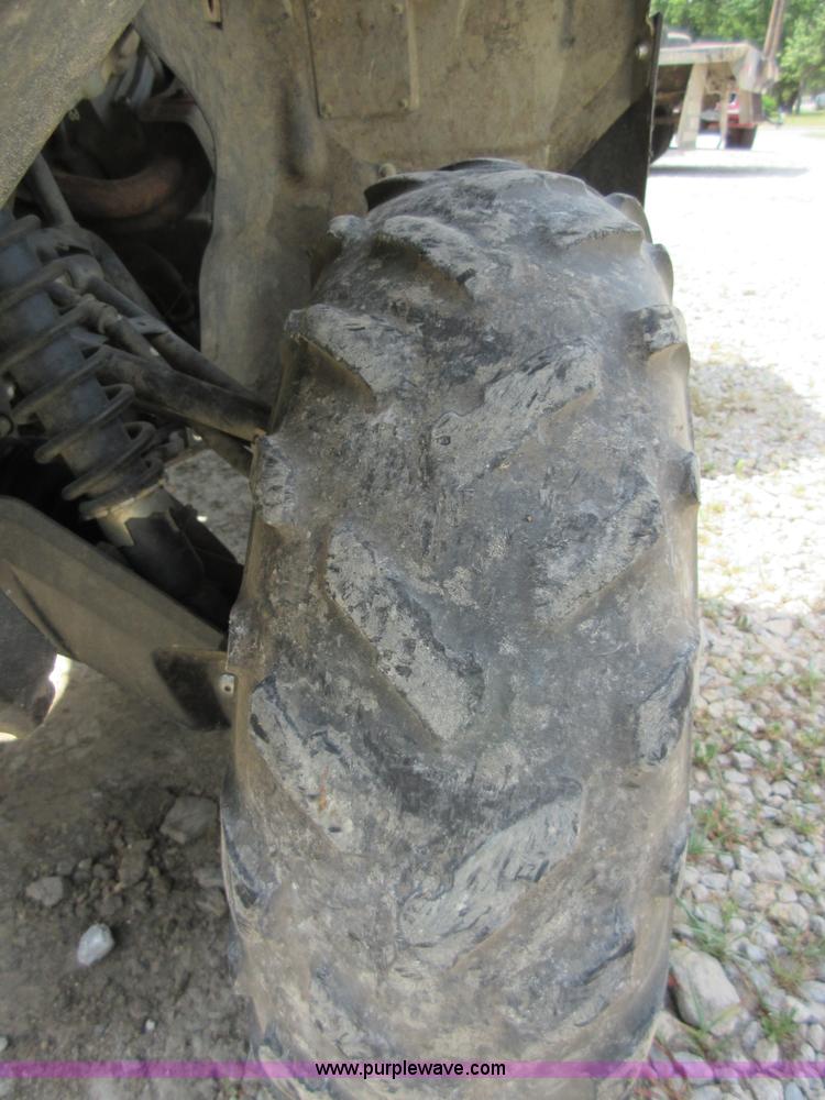 image for item AZ9117 2010 Yamaha Grizzley ATV