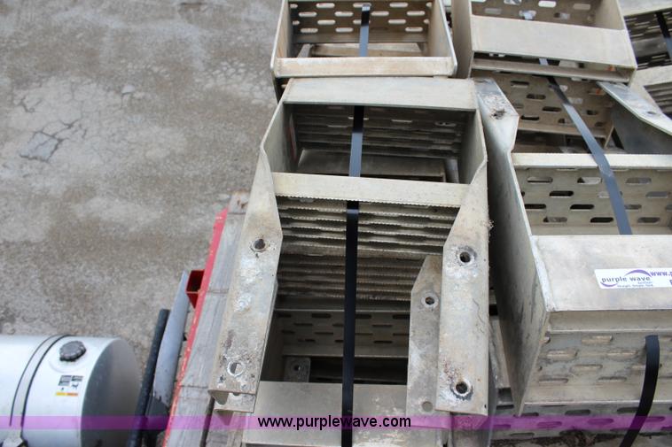 image for item BB9347 (30) Merritt frame mounted steps