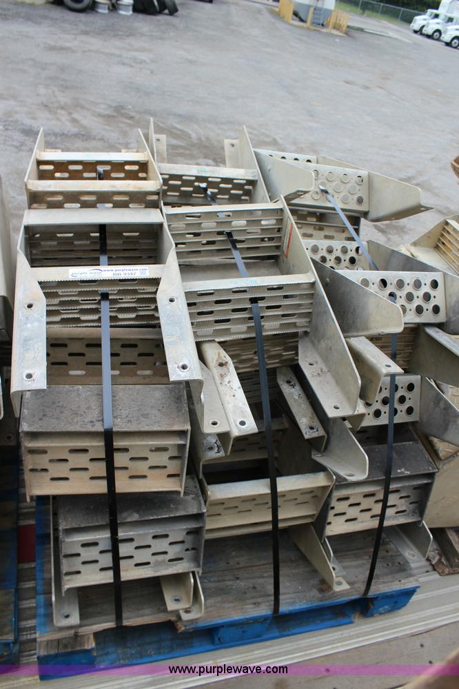 image for item BB9347 (30) Merritt frame mounted steps