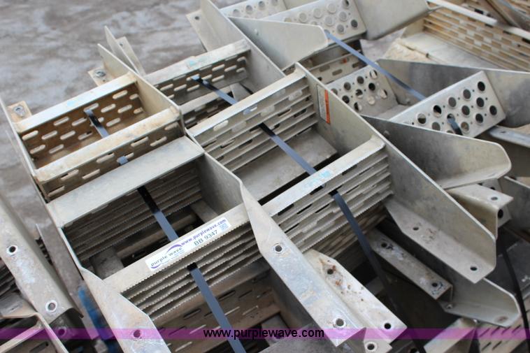 image for item BB9347 (30) Merritt frame mounted steps