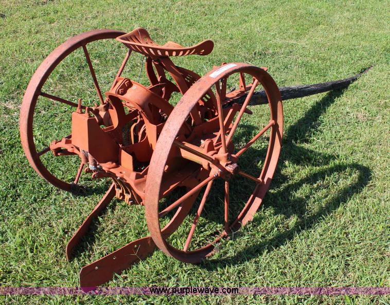 image for item BB9353 Potato planter