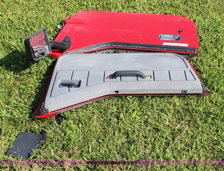 image for item BB9355 (2) half doors