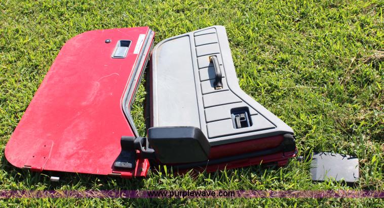 image for item BB9355 (2) half doors