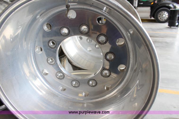 image for item BB9415 (4) Accuride aluminum 22.5x14.00 wheels