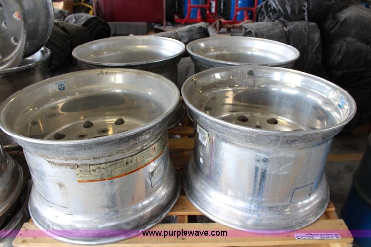 image for item BB9419 (4) aluminum 22.5 x 14.00 wheels